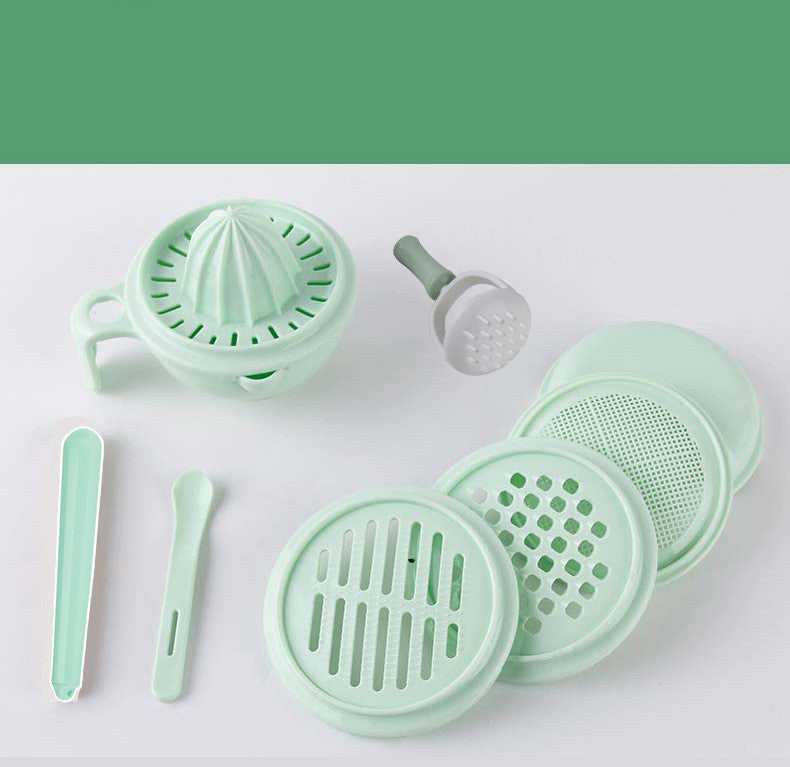 Baby food strainer and grinder accessories for fresh baby meals